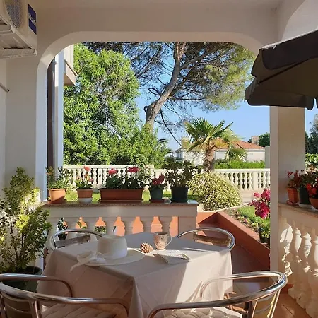 Apartman Romantic Anna In The Center Of Krk Krk Town